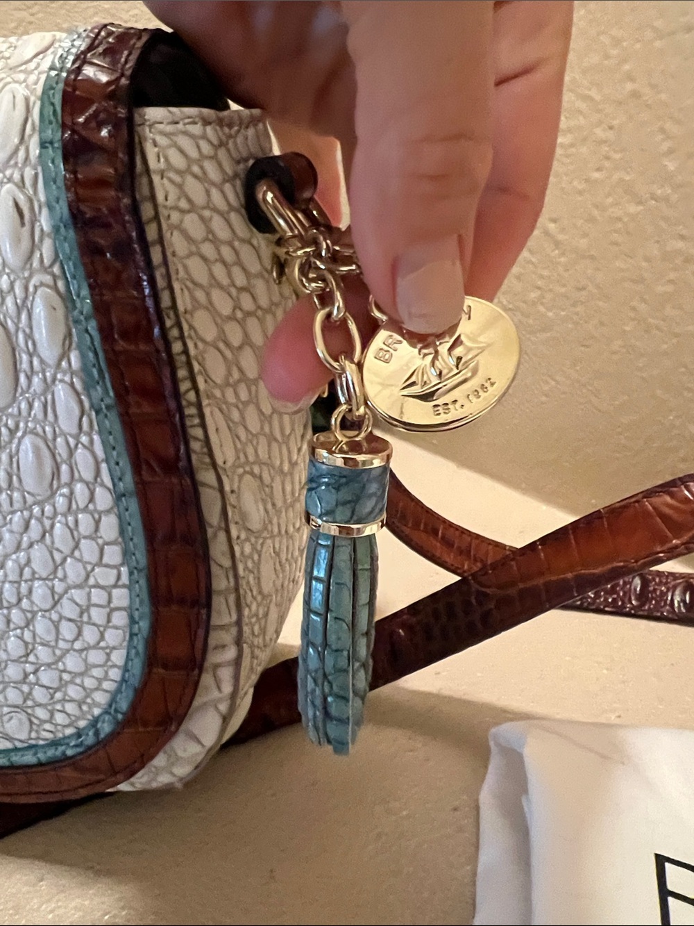 Brahmin Sonny Coconut Soraya bag - Picture 4 of 10